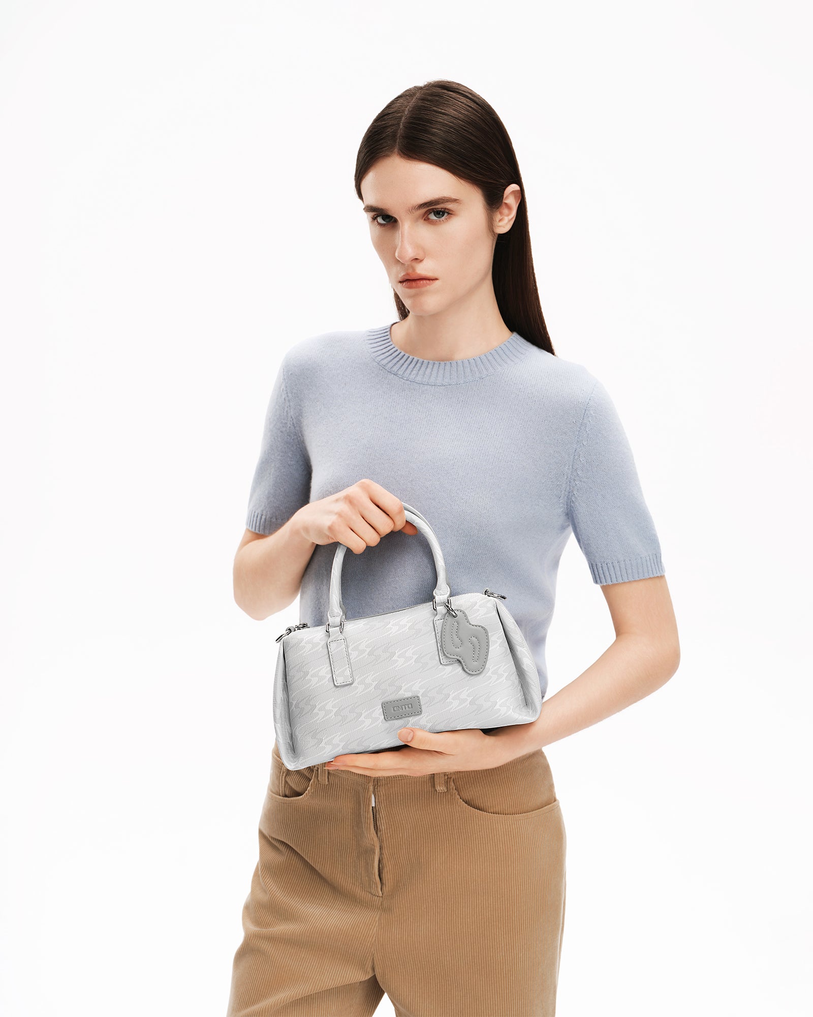 MONOGRAM 5.0 LOOP Regular Handbag - Grey