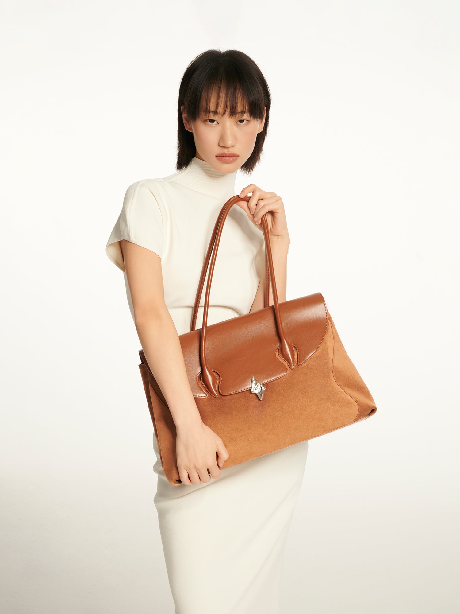 URBAN WANDERING Regular Shoulder Bag - Brown