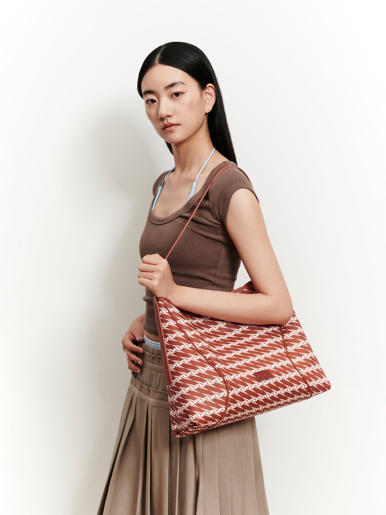 MONOGRAM 3.0 LOOP Large Shoulder Bag - Red