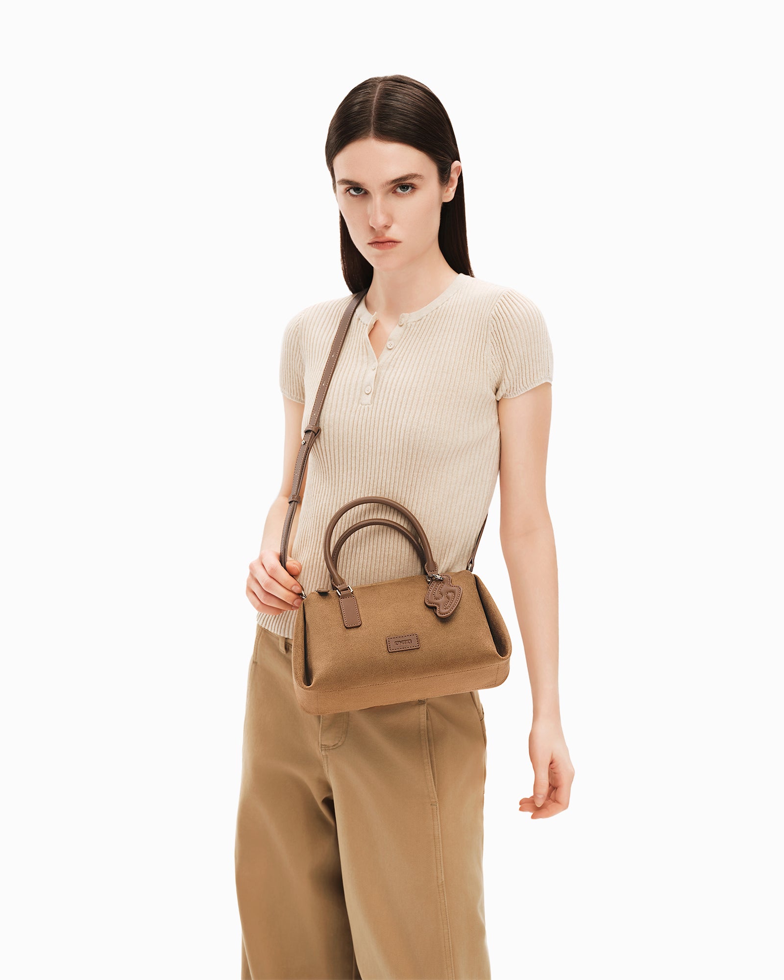 PINCH PILLOW Small Handbag - Mocha Brown