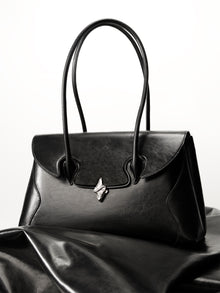 URBAN WANDERING Regular Shoulder Bag - Black