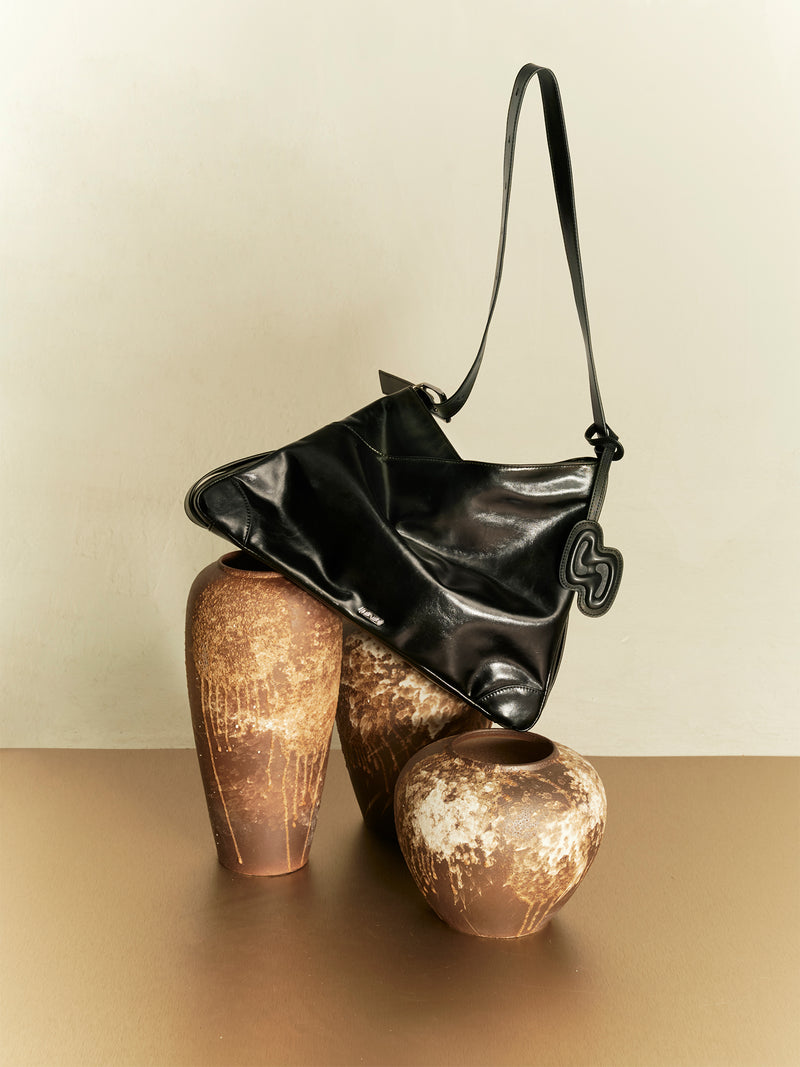 SURE SURE CROISSANT Medium Shoulder Bag - Black