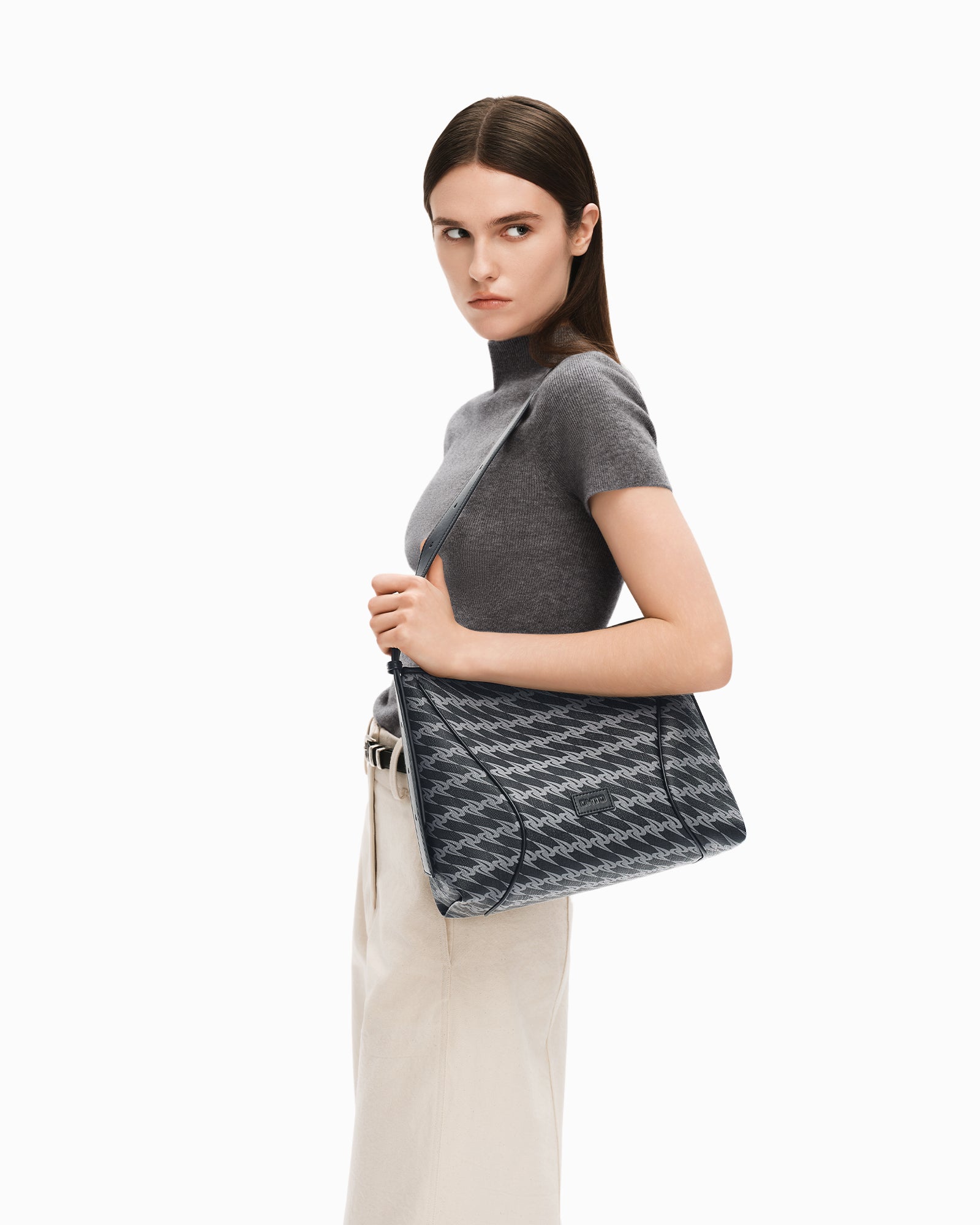 MONOGRAM 3.0 LOOP Small Shoulder Bag - Black