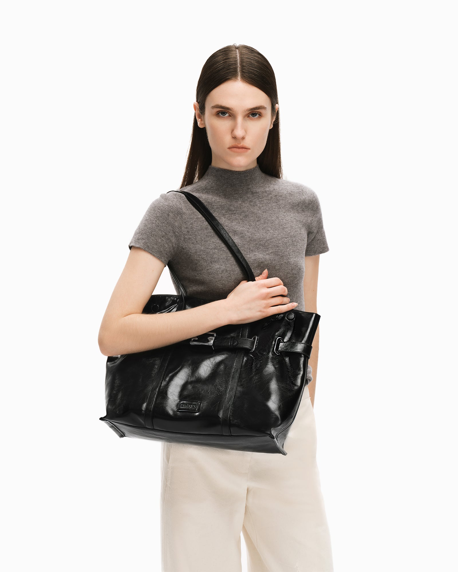 DUMPLING Regular Tote Bag - Black