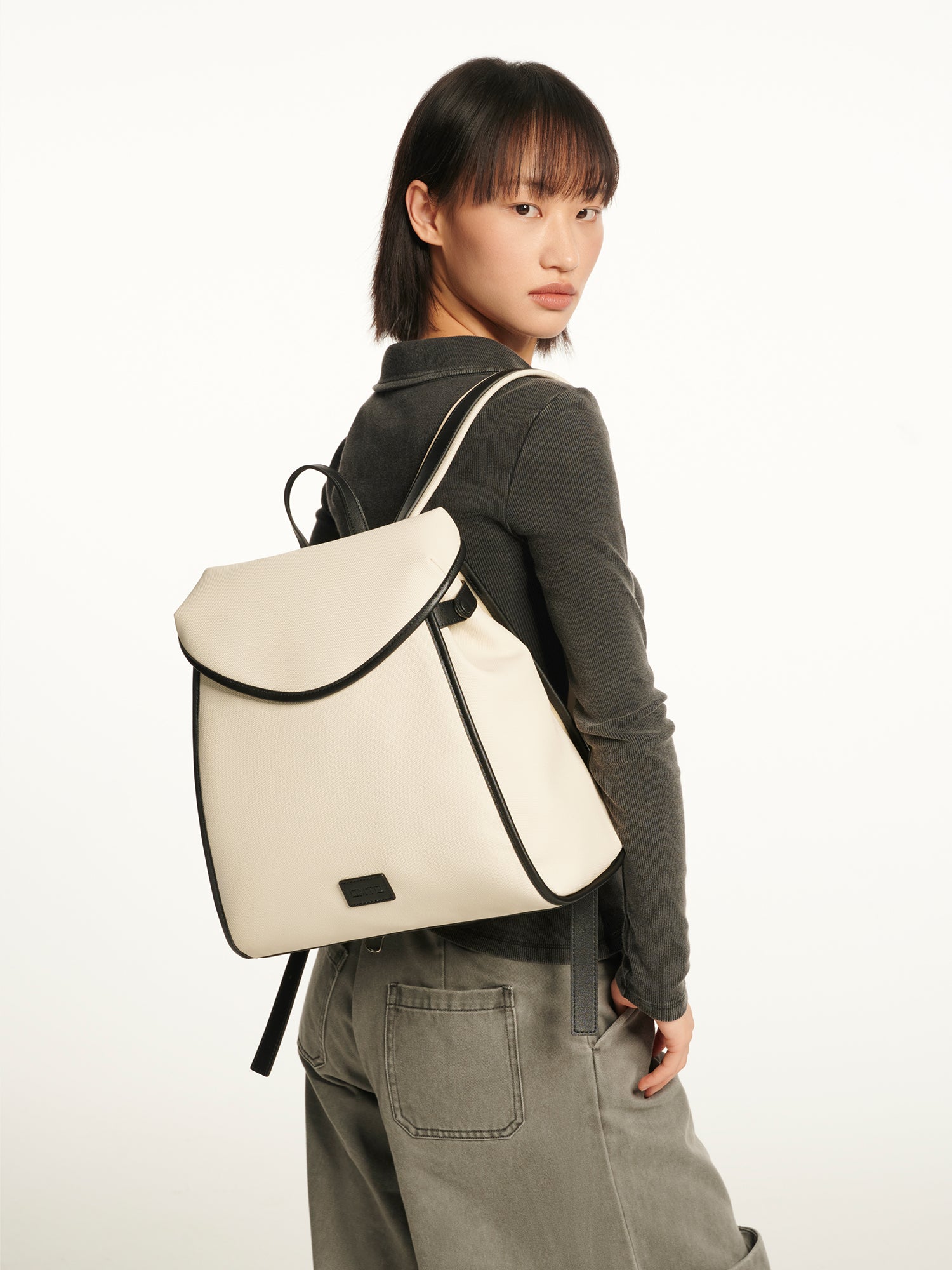 FOO FOO OATS Regular Backpack - Beige