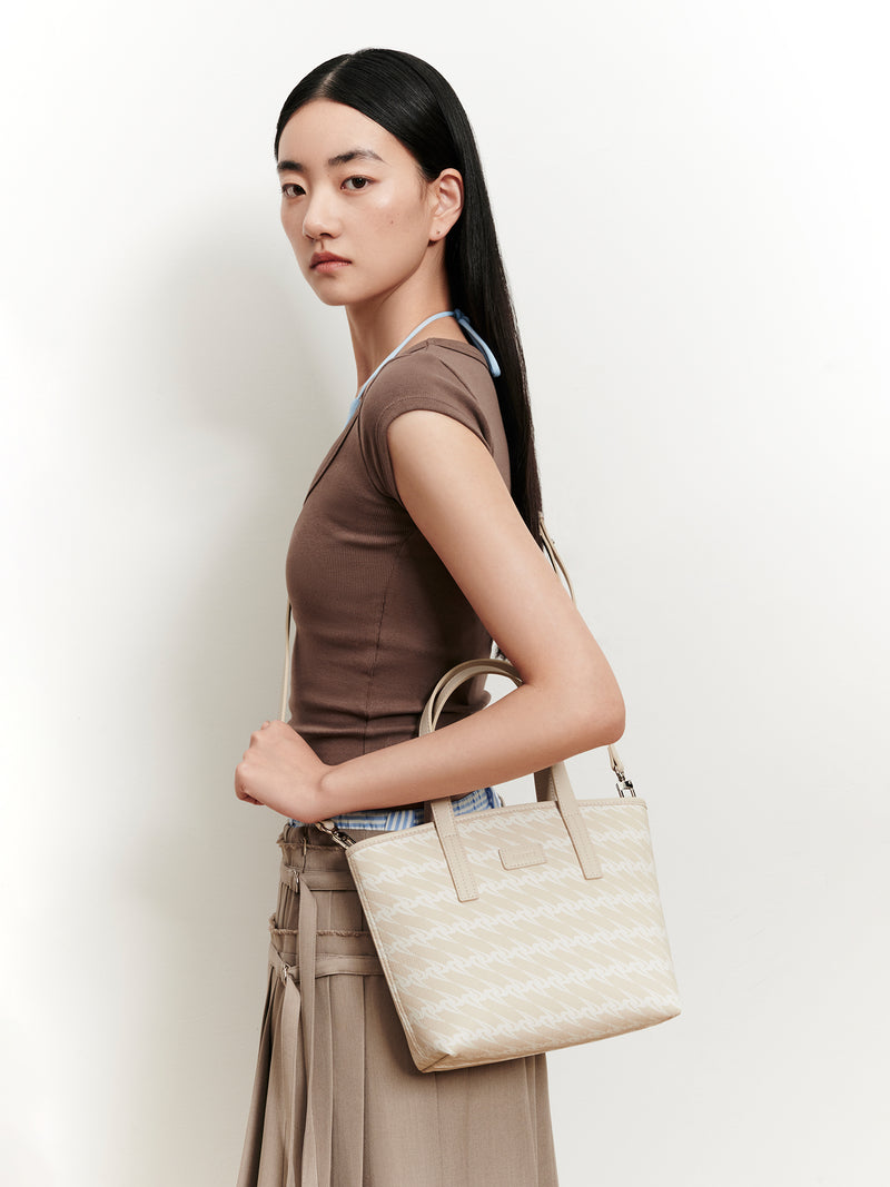 MONOGRAM 3.0 LOOP Small Handbag - Brown