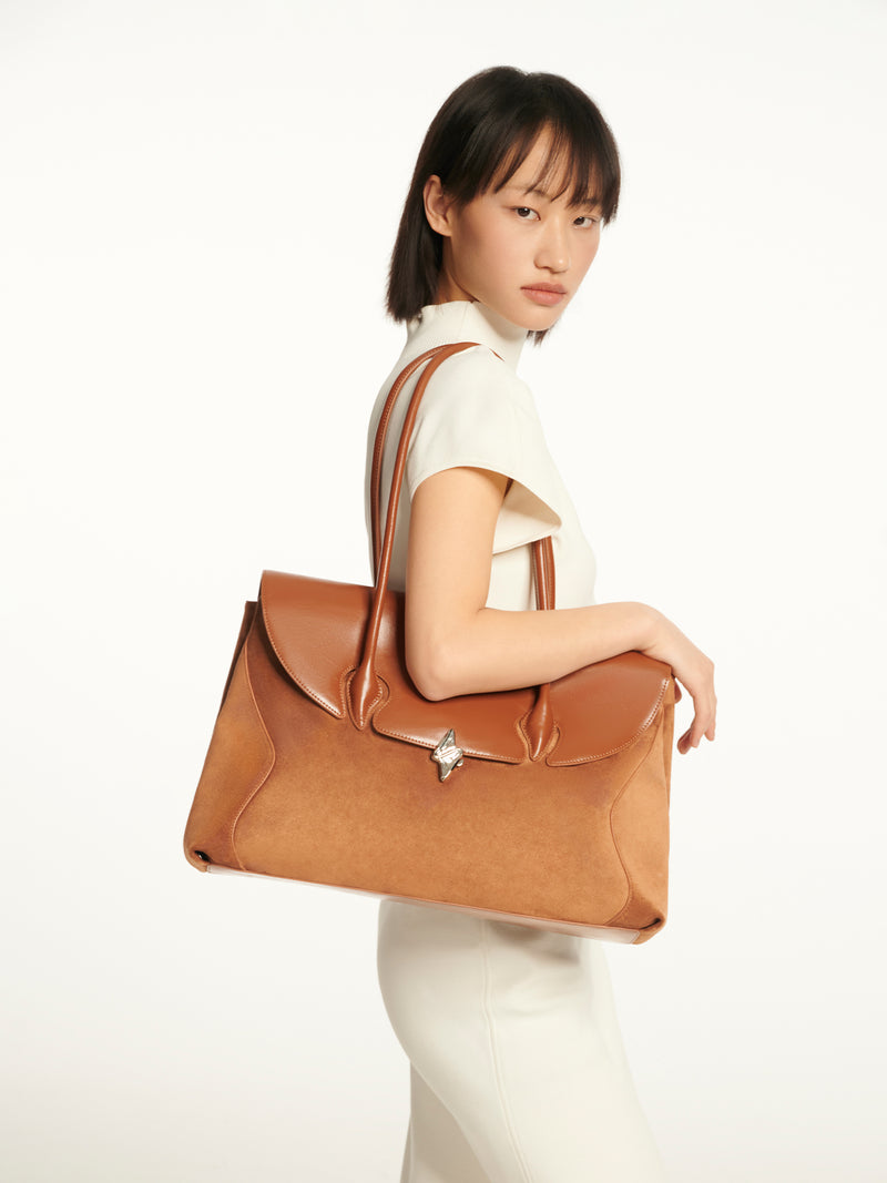 URBAN WANDERING Regular Shoulder Bag - Brown