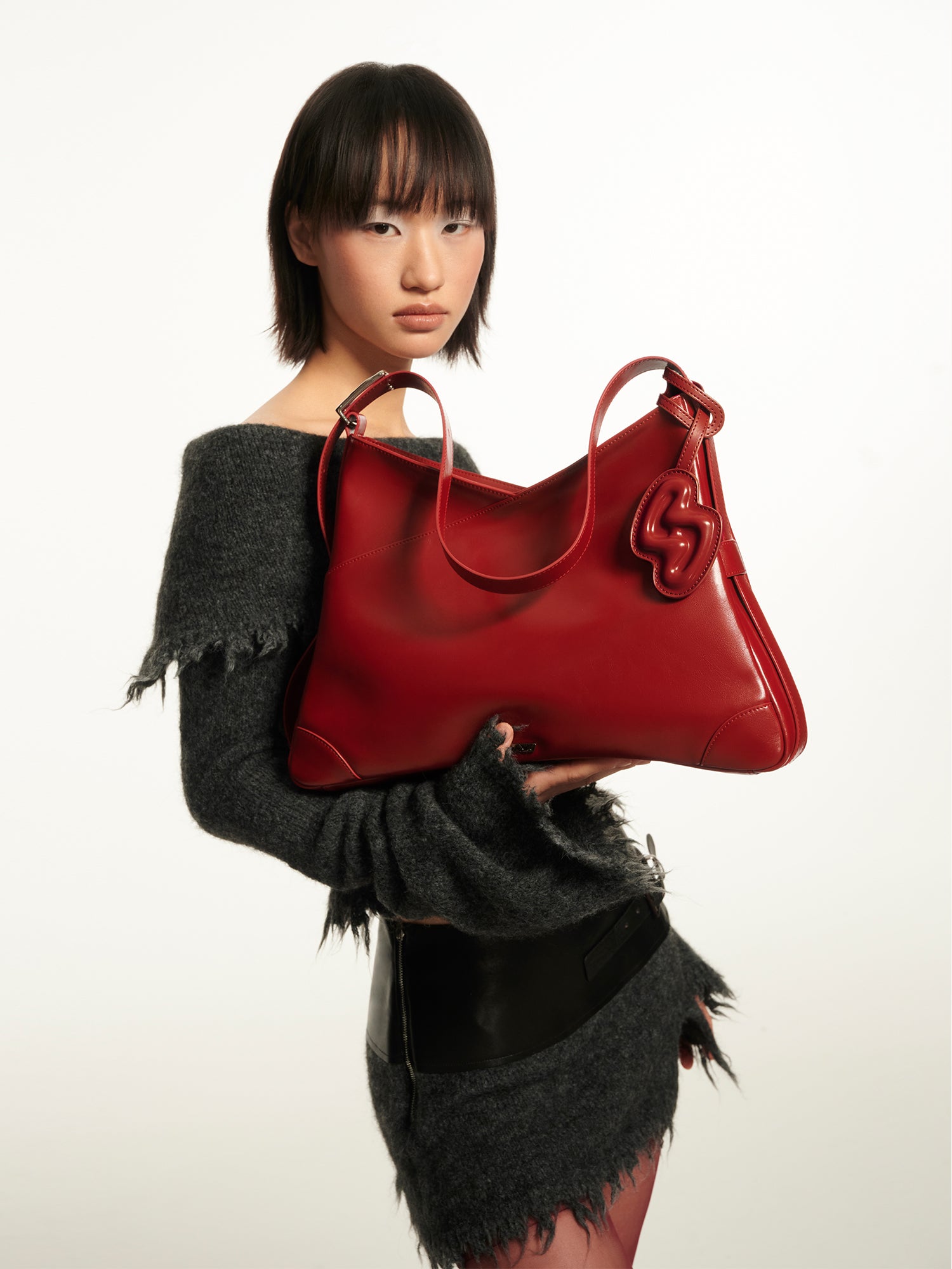 SURE SURE CROISSANT Medium Shoulder Bag - Burgundy Red