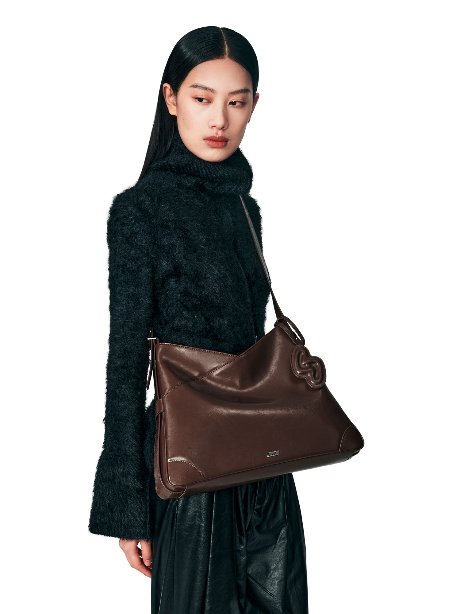 SURE SURE CROISSANT Medium Shoulder Bag - Cocoa Brown