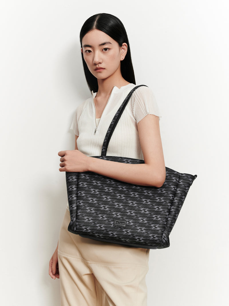 MONOGRAM 5.0 LOOP Large Tote Bag - Black