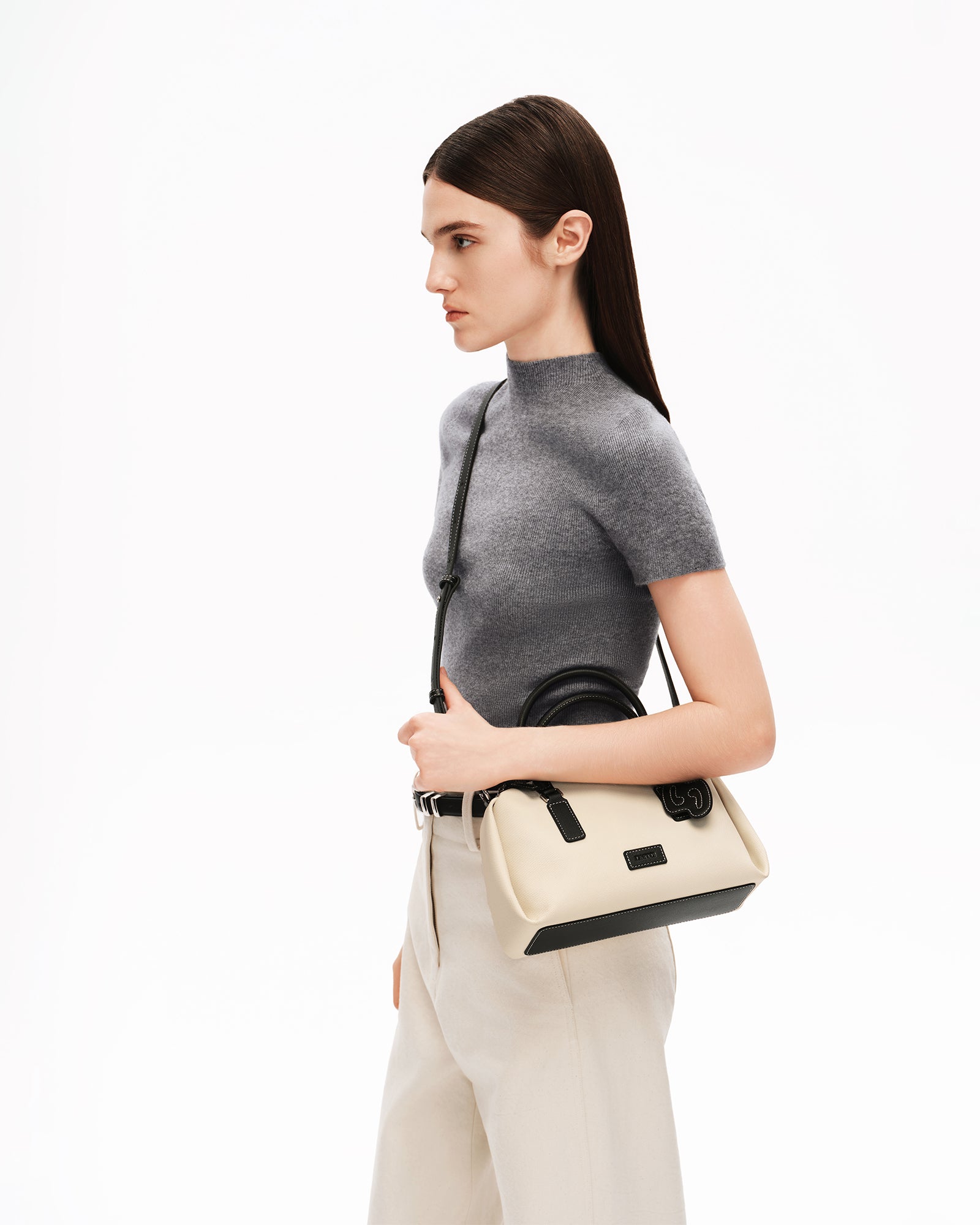 FOO FOO OATS Regular Handbag - Beige