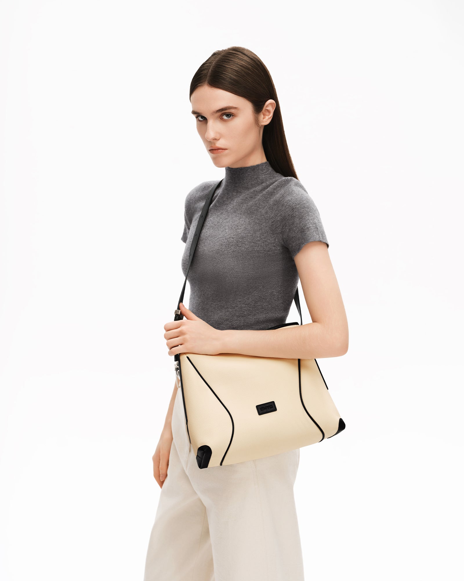 FOO FOO SOFT Small Shoulder Bag - Beige