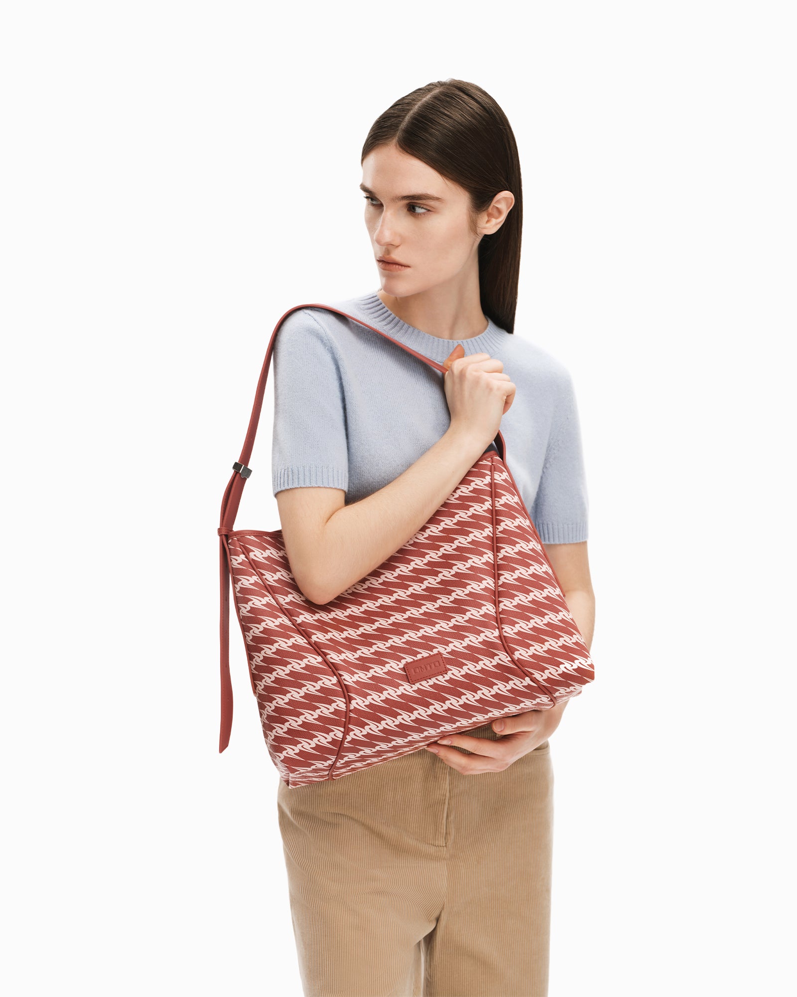 MONOGRAM 3.0 LOOP Large Shoulder Bag - Red