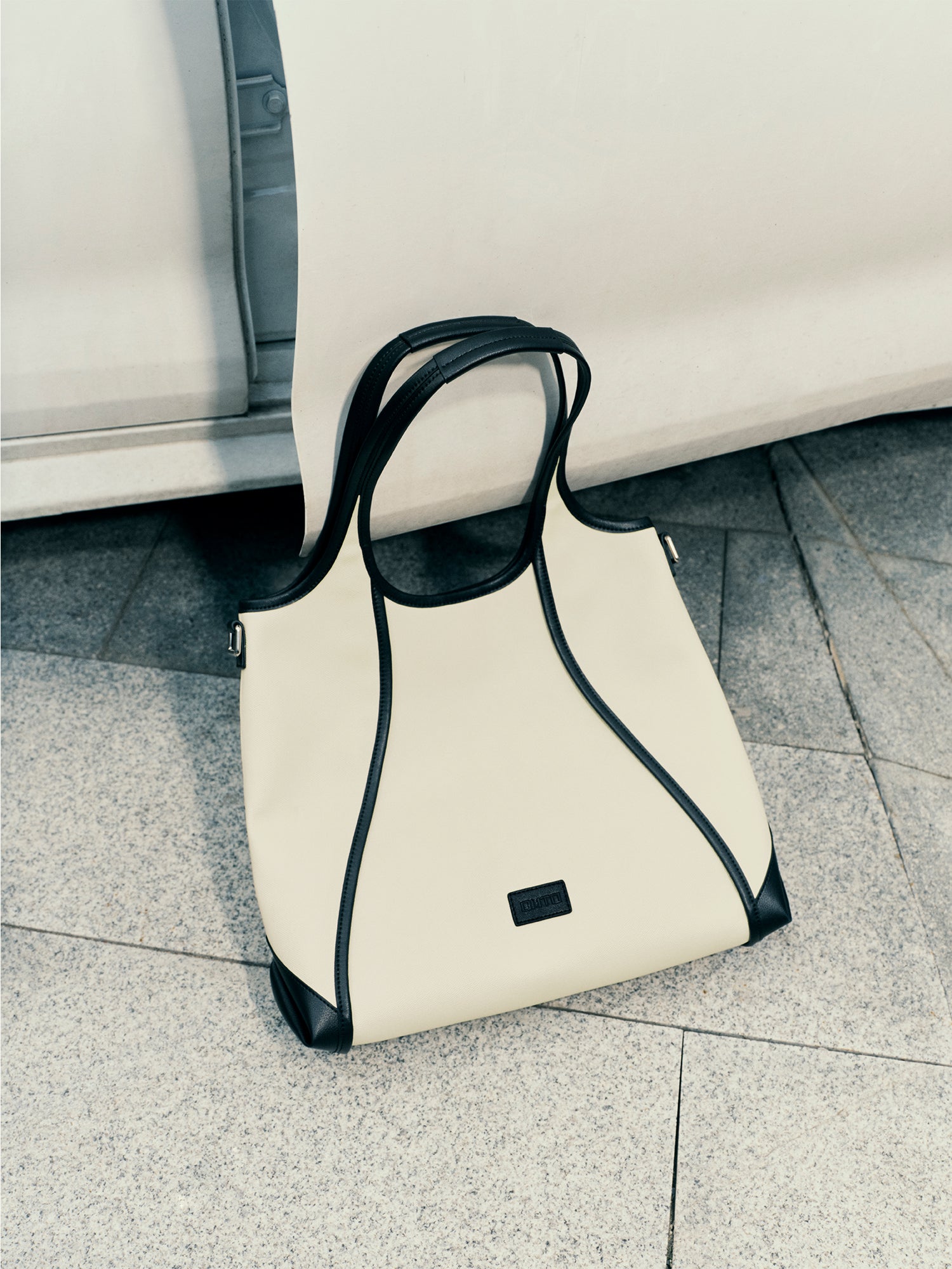 FOO FOO SHOPPING Regular Shoulder Bag - Beige