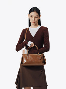 PINCH PILLOW Medium Handbag - Cocoa Brown