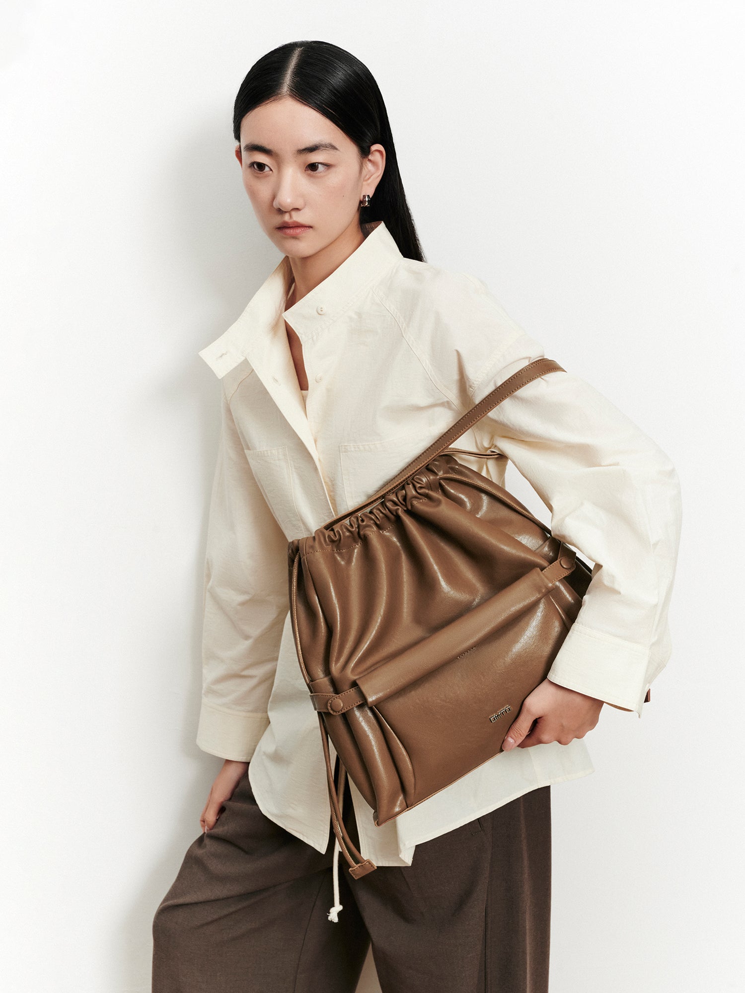 JuanJuan Regular Shoulder Bag - Hazel Brown