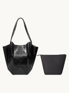 CRISPY PETAL Regular Tote Bag - Black