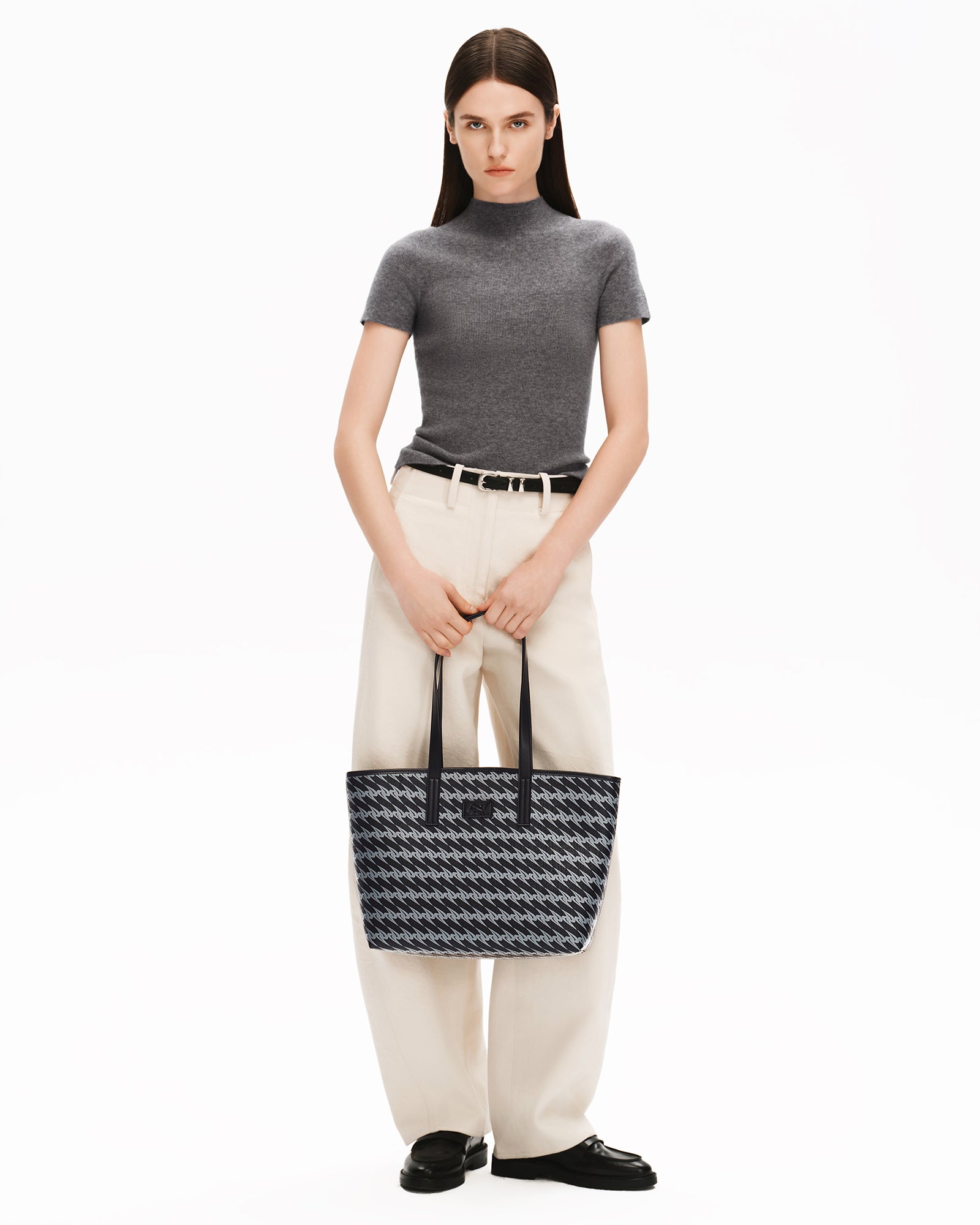 MONOGRAM 3.0 LOOP Medium Tote Bag - Black