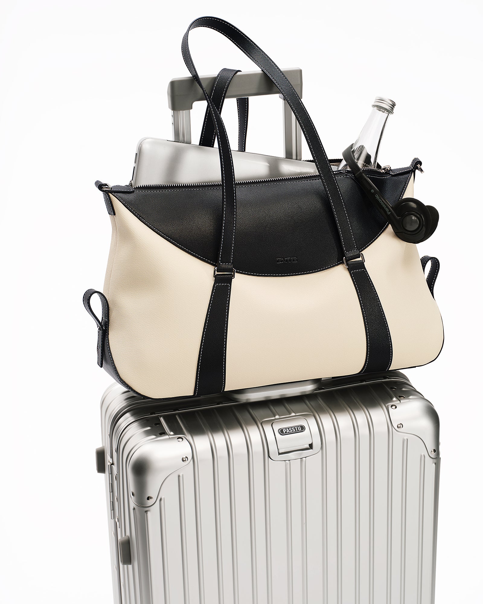 FOO FOO OATS Regular Shoulder Bag - Beige